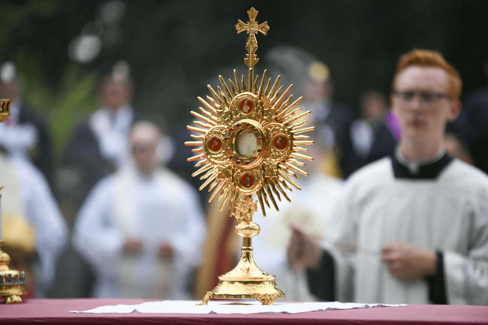 Diocesan eucharistic procession, monstrance, Eucharist, adoration - June 2023, by Jaymie Perry