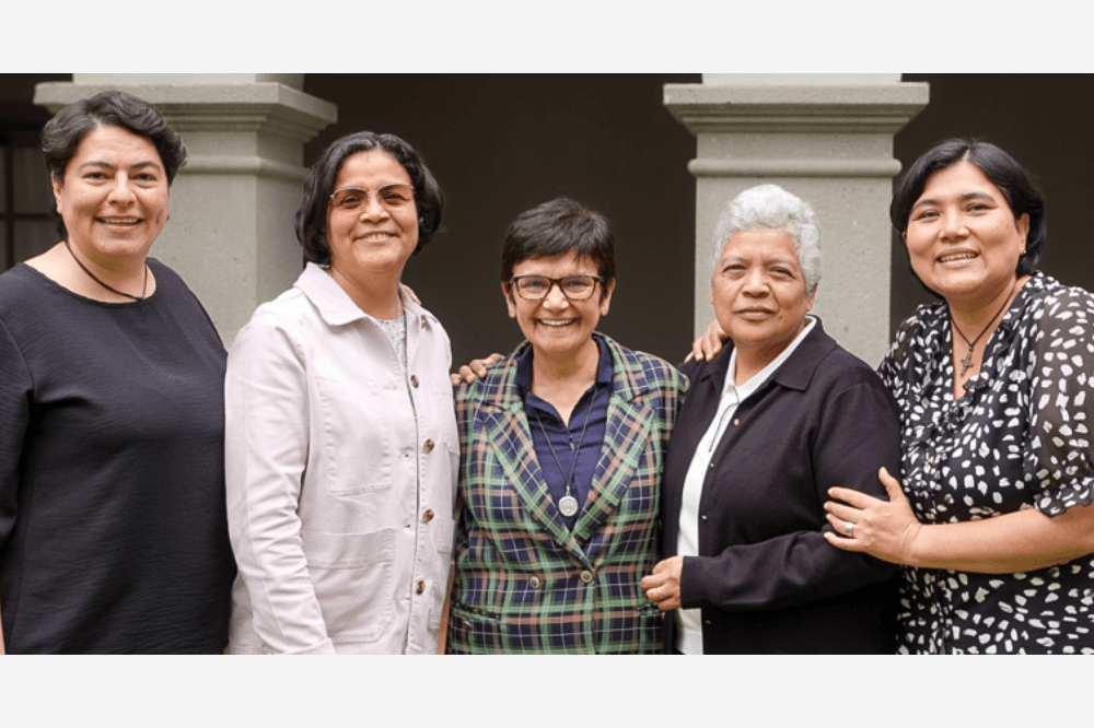 From Left to Right: Sr. Adriana Calzada, Sr. Maricela Martínez, Sr. Leticia de Jesús Rodríguez, Sr. Martha Laura Gaona, Sr. Mirella Neira